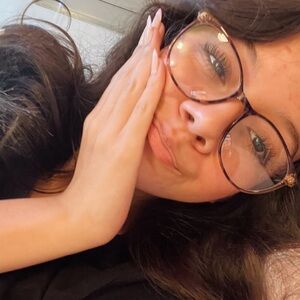 Meet your Posher, Amelia